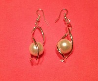 Pendientes aluminio plateado con perla artificial